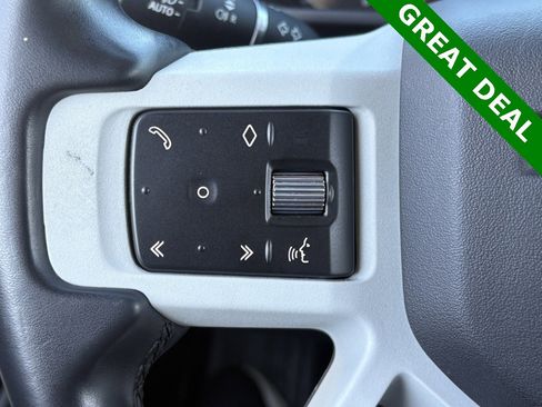 Used 2023 Land Rover Defender 130 SE image 17