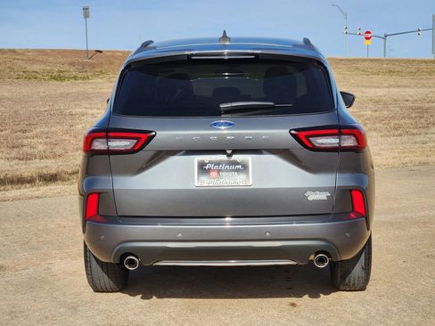 Used 2023 Ford Escape ST-Line w/ Tech Pack #1 image 8