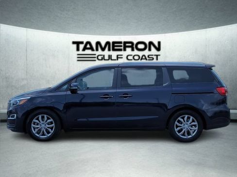 Used 2020 Kia Sedona EX FWD image 2
