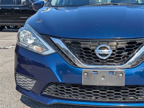 Used 2016 Nissan Sentra S image 11