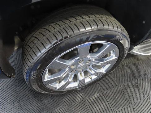 Used 2016 Cadillac Escalade Luxury RWD image 8