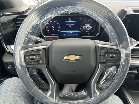 New 2026 Chevrolet Silverado 2500 LTZ w/ LTZ Premium Package AWD/4WD image 16