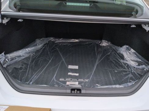 New 2026 Toyota Camry Hybrid w/ Multimedia Upgrade Package image 26