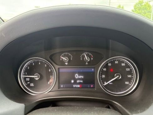 Used 2023 Buick Enclave Essence AWD/4WD image 35