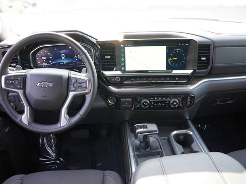 Used 2023 Chevrolet Silverado 1500 RST AWD/4WD image 18