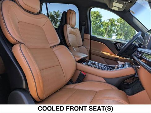 Certified 2023 Lincoln Aviator Black Label Grand Touring w/ Class IV Trailer Tow Package image 25