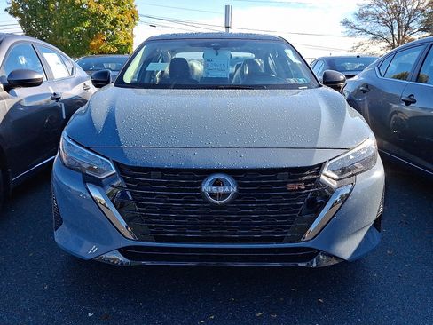 New 2025 Nissan Sentra SR w/ SR Premium Package image 2