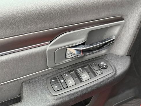 Used 2024 RAM 1500 Classic SLT image 11