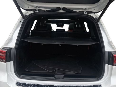 Used 2020 Mercedes-Benz GLB 250 4MATIC image 29