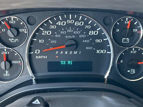 New 2025 GMC Savana 3500 w/ Power Convenience Package RWD image 12