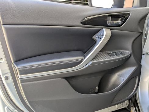 Used 2025 Mitsubishi Eclipse Cross SE AWD/4WD image 11