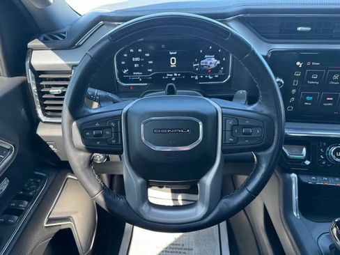 Used 2024 GMC Sierra 1500 Denali AWD/4WD image 25