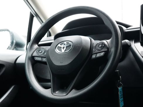 Used 2022 Toyota Corolla LE image 18
