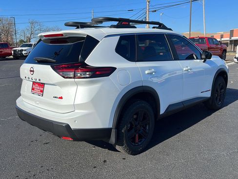 New 2026 Nissan Rogue SV image 5