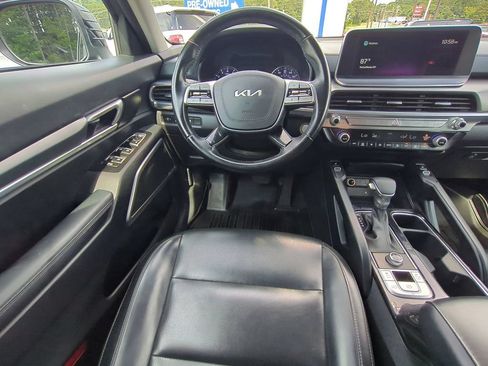 Used 2022 Kia Telluride S FWD image 18