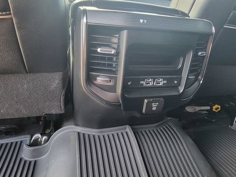 Used 2024 RAM 3500 Limited AWD/4WD image 16