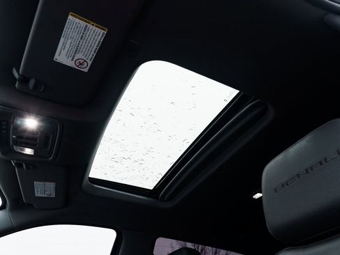 Used 2021 GMC Sierra 2500 Denali w/ Denali Ultimate Package image 21