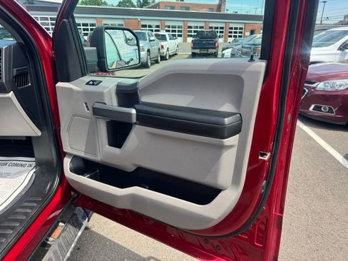 Used 2018 Ford F150 XLT w/ Equipment Group 302A Luxury AWD/4WD image 22