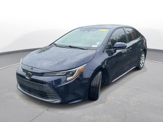 Used 2023 Toyota Corolla LE FWD video 2