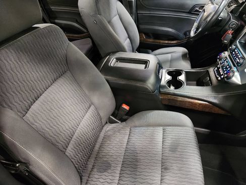 Used 2020 Chevrolet Tahoe LS RWD image 31