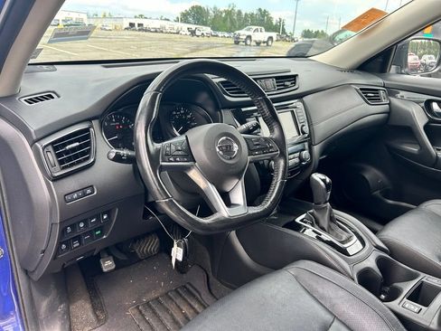 Used 2018 Nissan Rogue SL w/ Premium Package AWD/4WD image 8