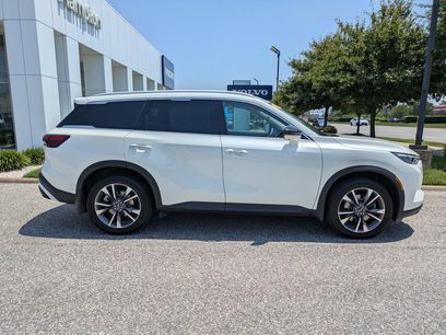 Used 2023 INFINITI QX60 Luxe w/ Cargo Package