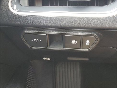 Certified 2025 Kia K4 EX image 34