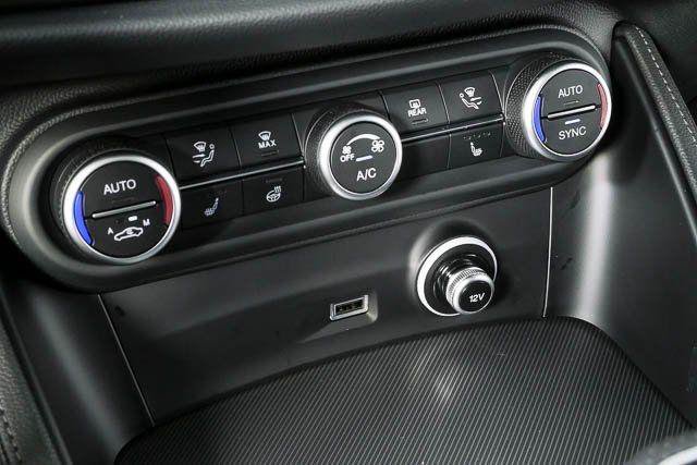 New 2026 Alfa Romeo Stelvio Sprint AWD/4WD image 18
