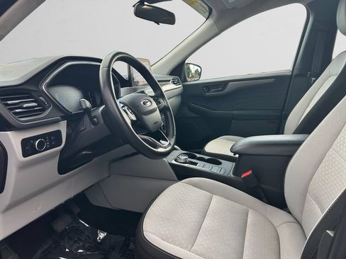 Used 2024 Ford Escape Active AWD/4WD image 10