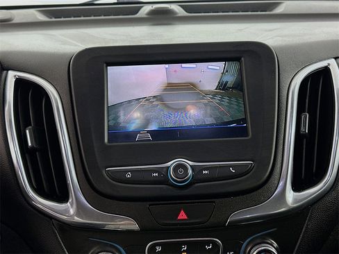 Used 2020 Chevrolet Equinox LT image 14