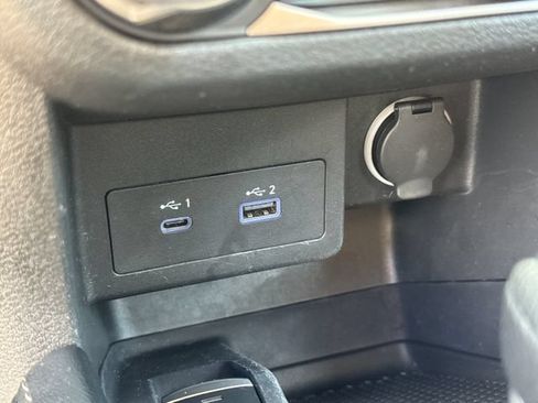 Used 2024 Nissan Kicks SV FWD image 26
