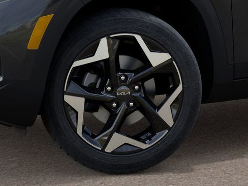 New 2026 Kia Seltos EX image 9