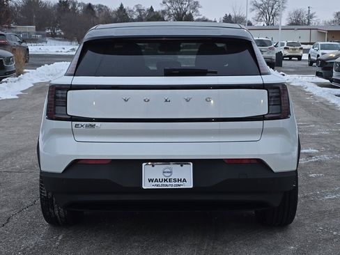 New 2026 Volvo EX30 Plus image 4