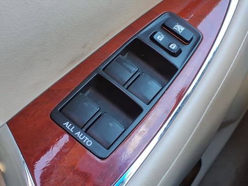 Used 2012 Lexus ES 350 image 17