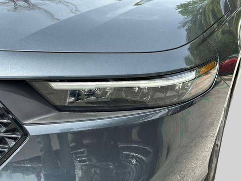 Used 2023 Honda Accord EX image 9