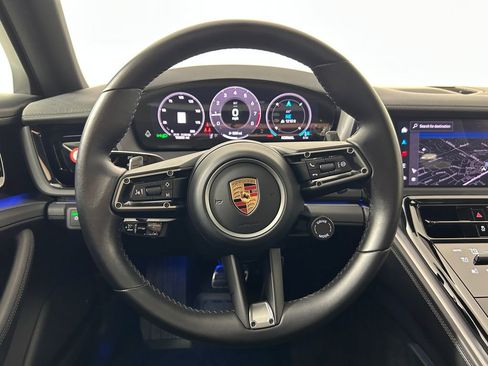 Certified 2024 Porsche Panamera 4 AWD/4WD image 17