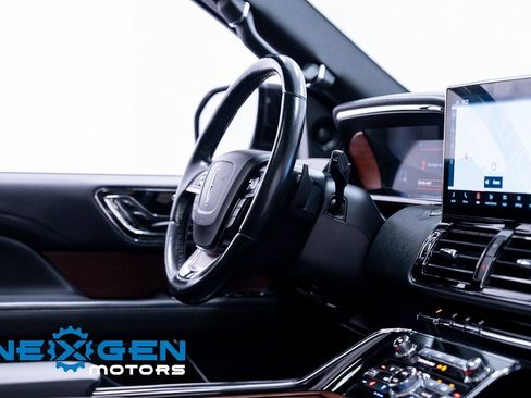 Used 2022 Lincoln Navigator Reserve AWD/4WD image 50