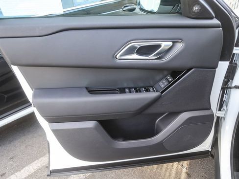 Used 2026 Land Rover Range Rover Velar S AWD/4WD image 16
