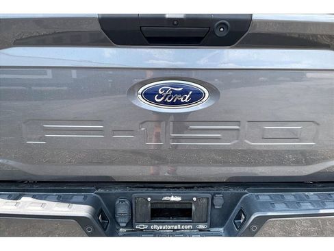 Used 2022 Ford F150 Lightning XLT AWD/4WD image 38