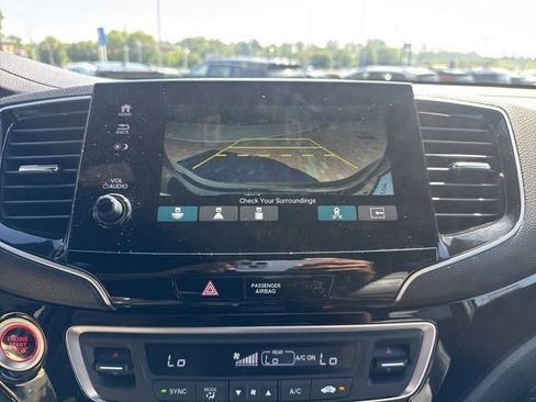 Used 2022 Honda Pilot Black Edition image 19
