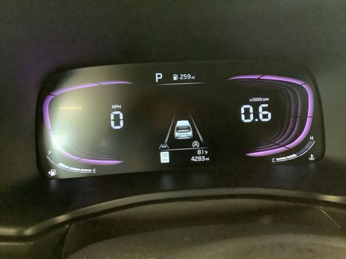Certified 2025 Kia Soul LX FWD image 14