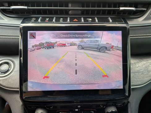Used 2021 Jeep Grand Cherokee L Limited w/ Trailer Tow Package AWD/4WD image 24