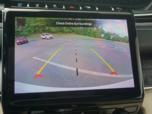 Used 2023 Jeep Grand Cherokee 4WD 4xe image 28