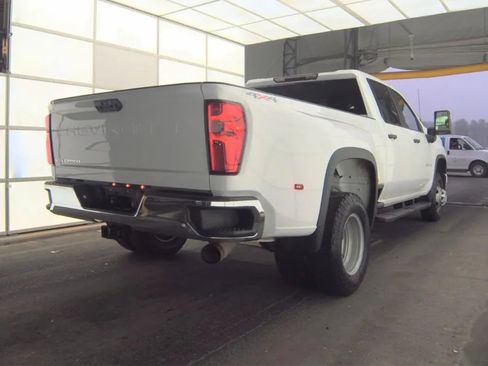 Used 2024 Chevrolet Silverado 3500 W/T image 5