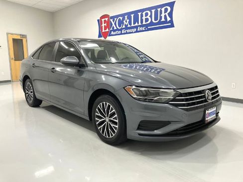 Used 2019 Volkswagen Jetta SE image 11