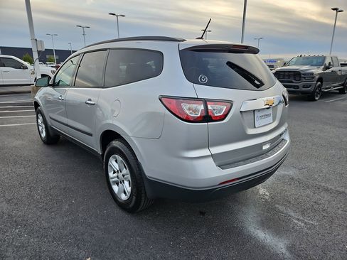 Used 2015 Chevrolet Traverse LS image 5