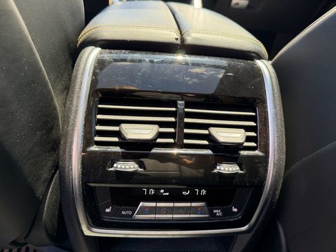 Used 2021 BMW X5 M Competition w/ Premium Package AWD/4WD image 31