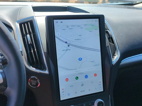 Used 2024 Ford Edge Titanium w/ Equipment Group 301A image 27