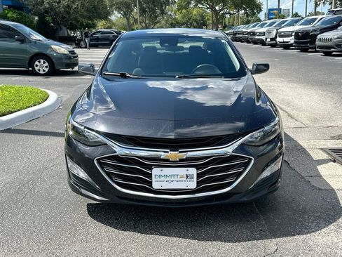 Used 2023 Chevrolet Malibu LT FWD image 2