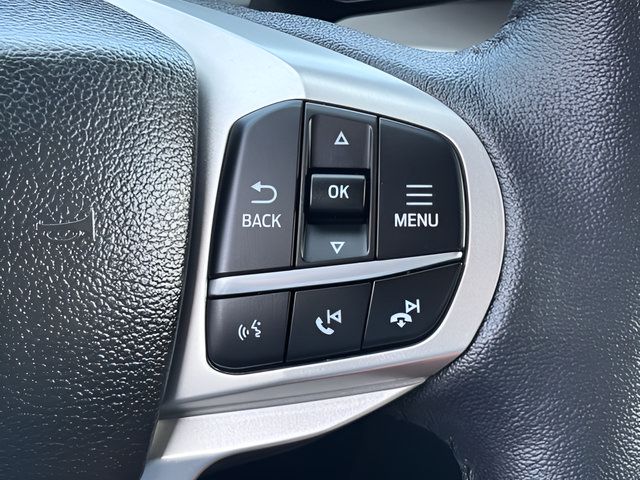 Used 2023 Ford Explorer XLT w/ Equipment Group 202A AWD/4WD image 18
